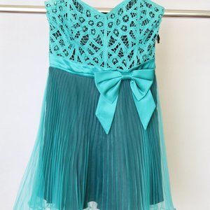 Betsy Johnson Green Cocktail Dress